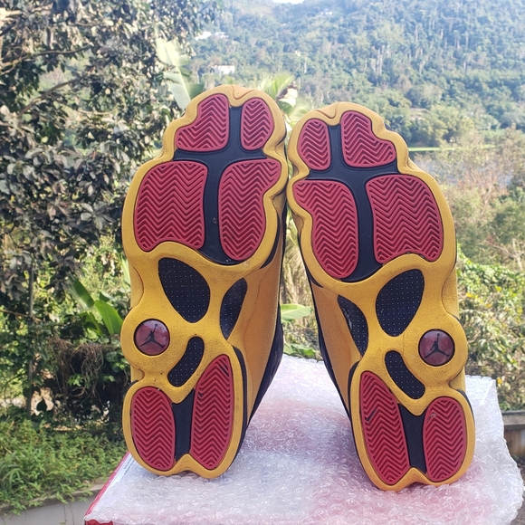 Jordan 13 Retro - Picture 5 of 8